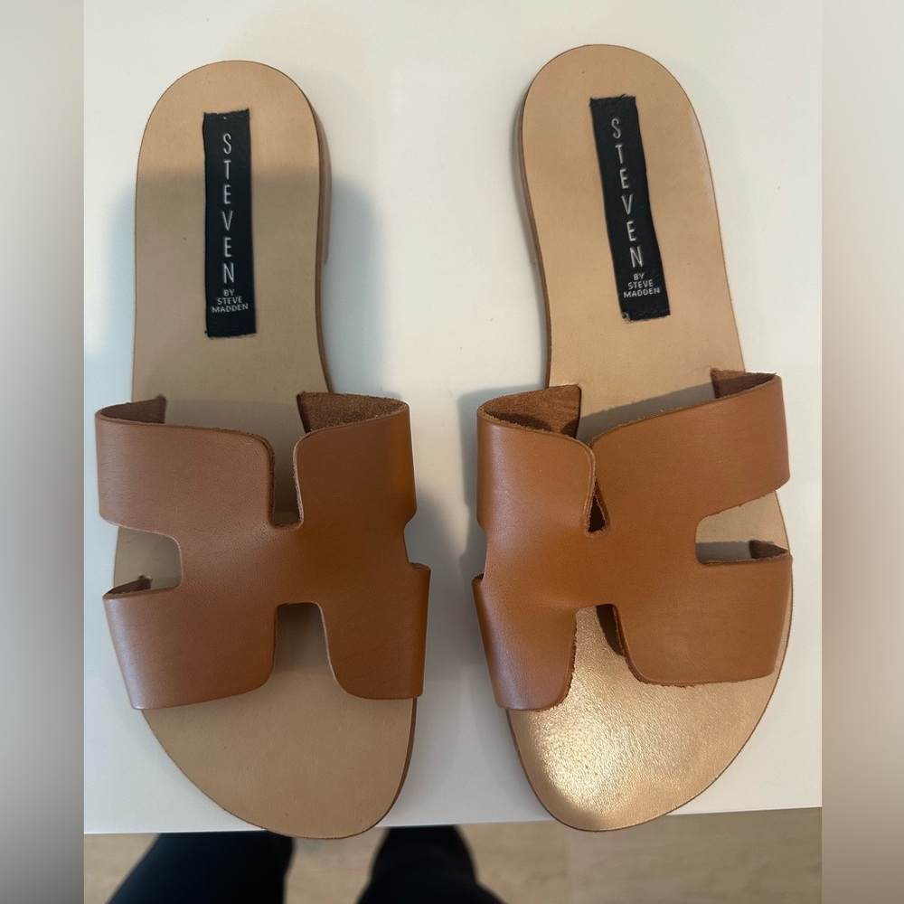 Steven by Steve Madden Greece camel color sandals size 7.5 (worn 1-2 times)